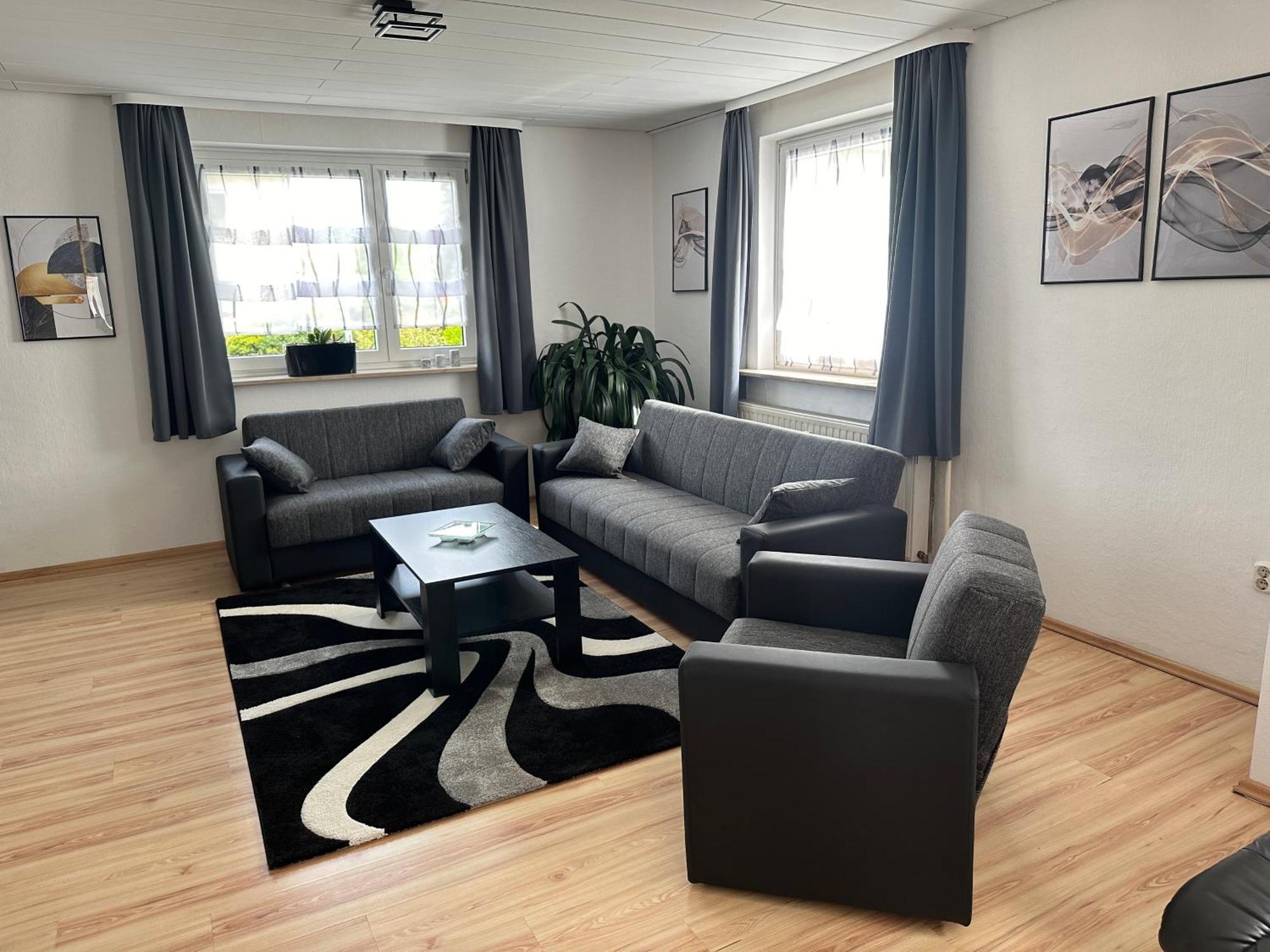 Liawa314 Mit Terrasse In Zirndorf-lind - Naehe Playmobil Funpark Und Nuernberg Apartment